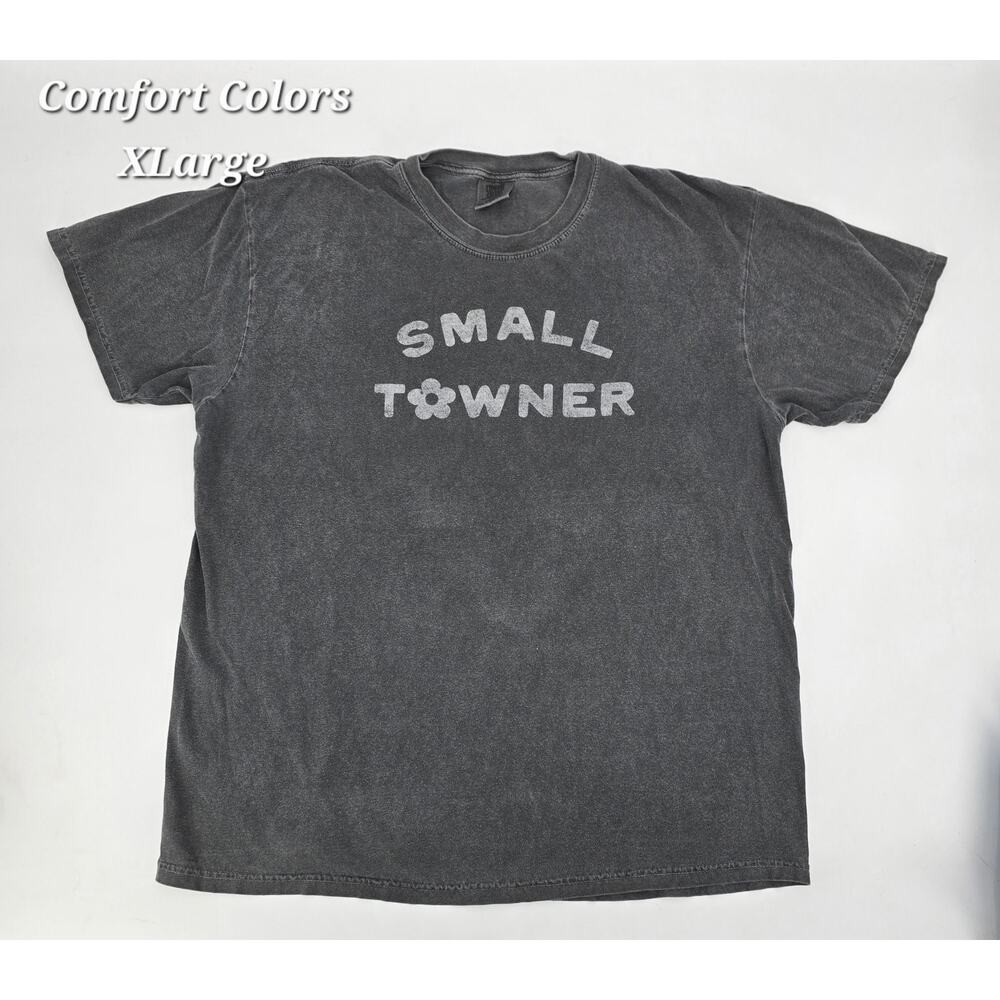 Comfort Colors Small Towner Graphic Tee Midwest Laid Back Soft Grunge‎